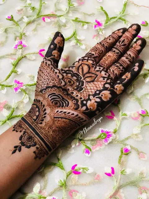 mehndi design