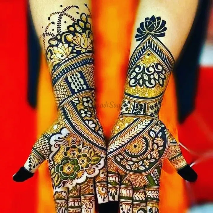 Mehndi Design with Figures (3)