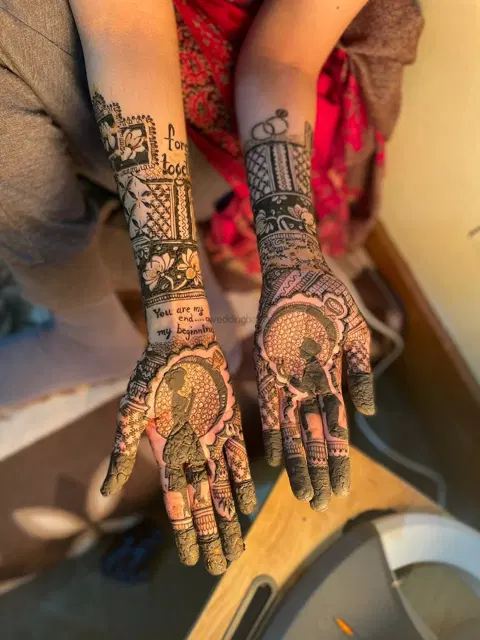 figure full hand mehndi design