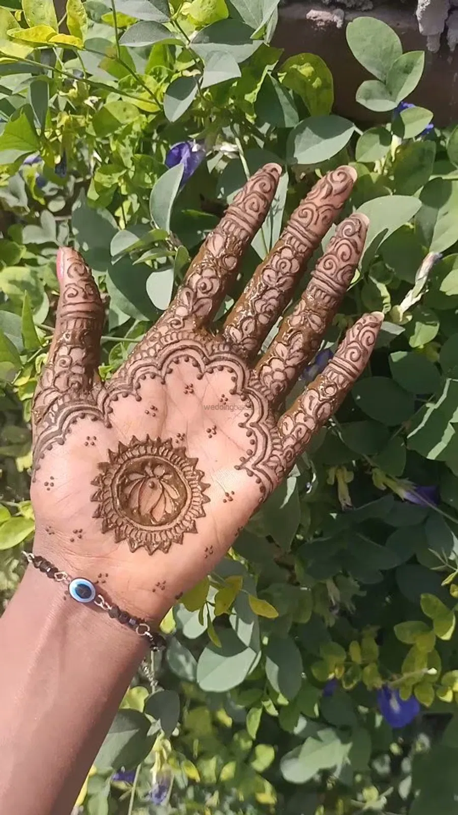 Simple Front Hand Mehndi Design with Gol Tikki