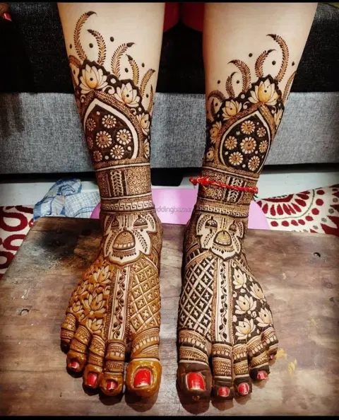 back hand mehndi design