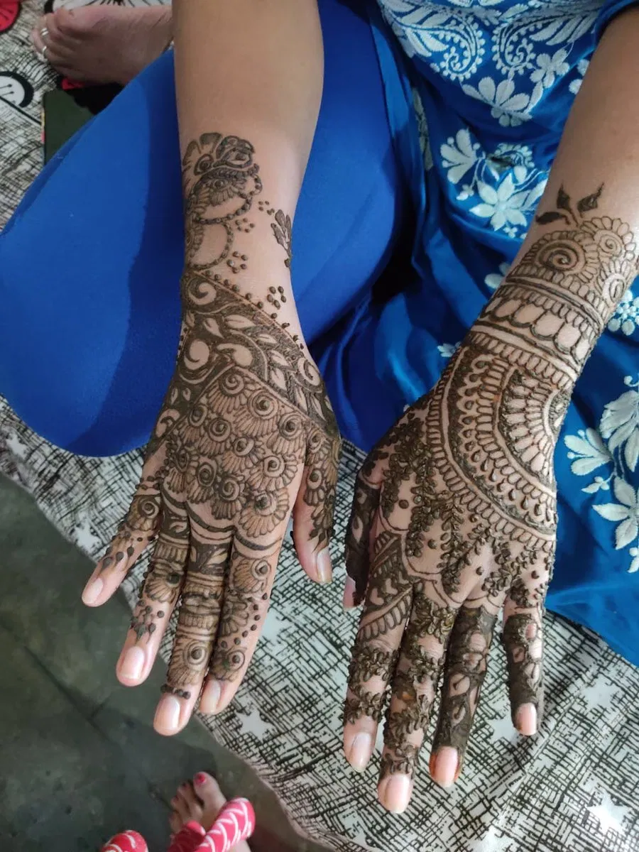 Back Hand Mehndi Design (3)