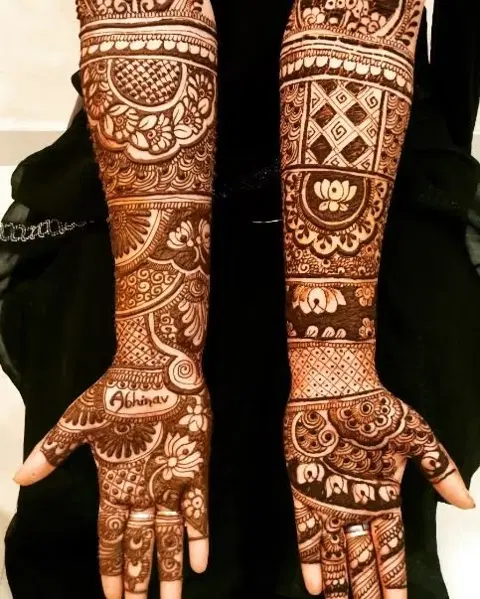 figure full hand mehndi design