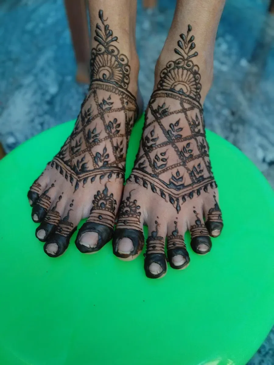 Foot Mehndi Design