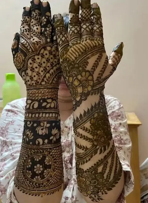full hand mehndi design