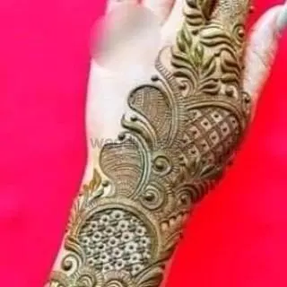 heart front hand mehndi design