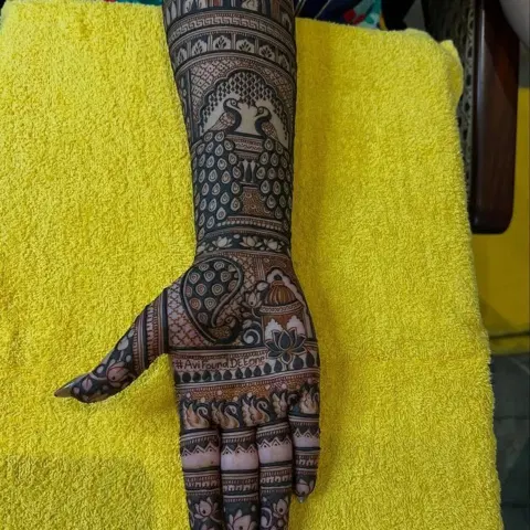 full hand mehndi design