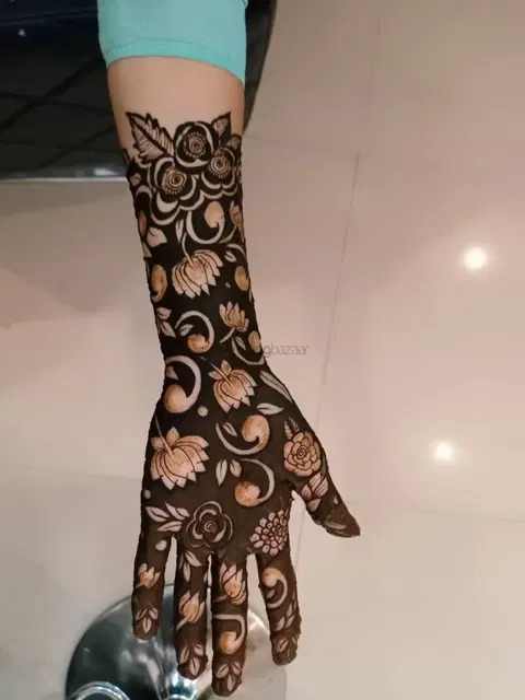 full hand mehndi design