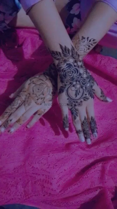 Back Hand Mehndi Design (2)