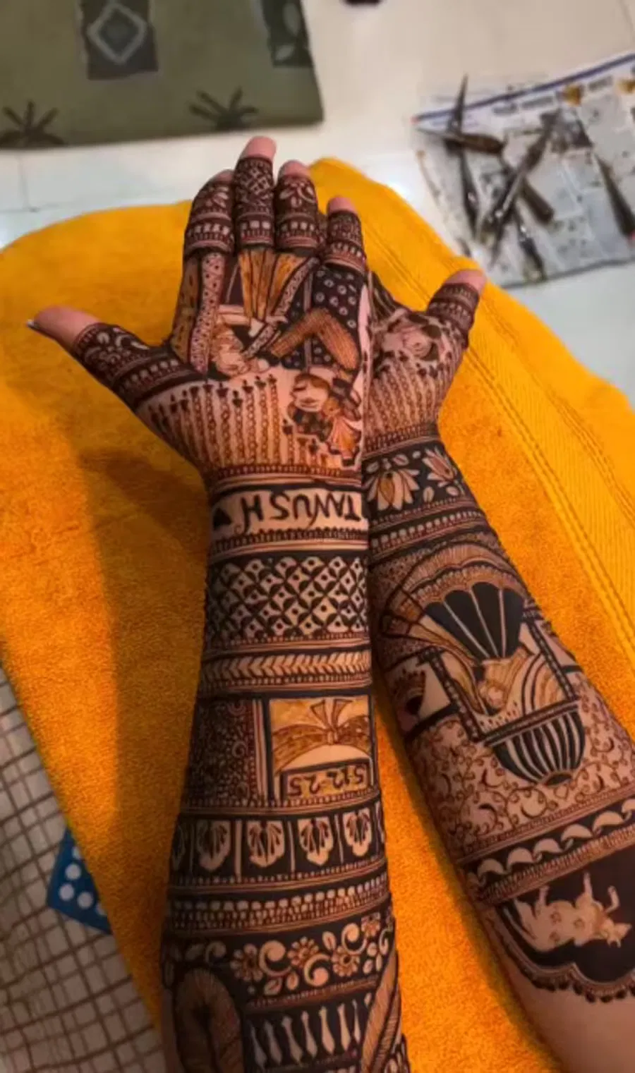 Front Hand Mehndi Design