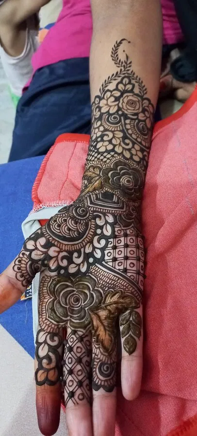 Full Hand Mehndi Design
