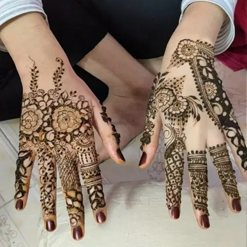 back hand mehndi design