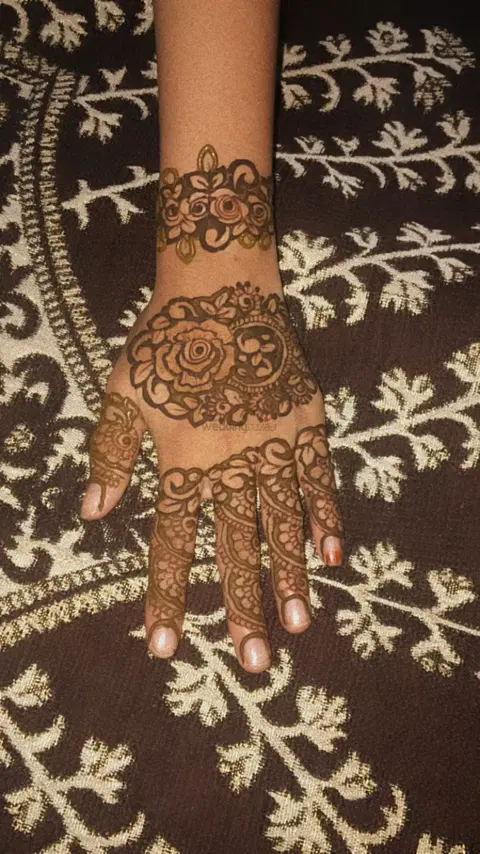 mehndi design