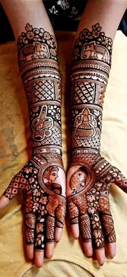 figure front hand mehndi design