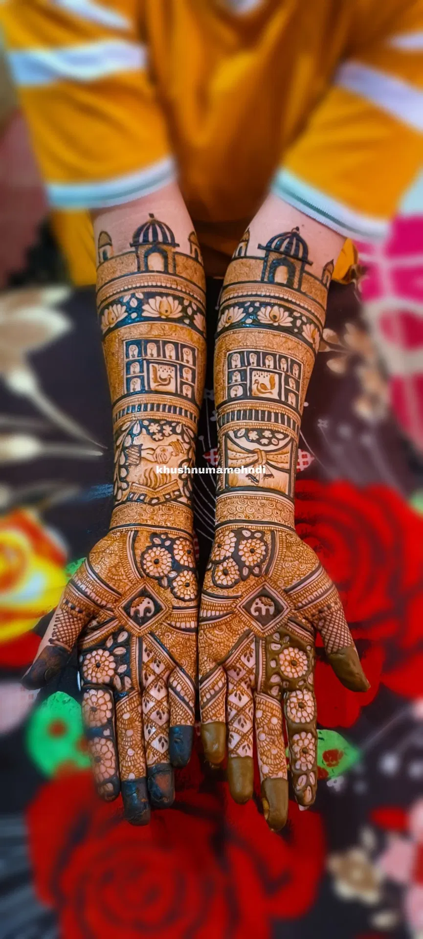 Heavy Mehndi Design with Figures and Hearts