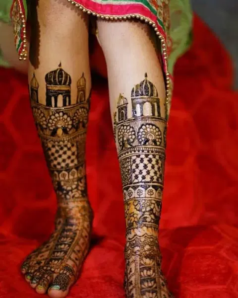 figure foot mehndi design