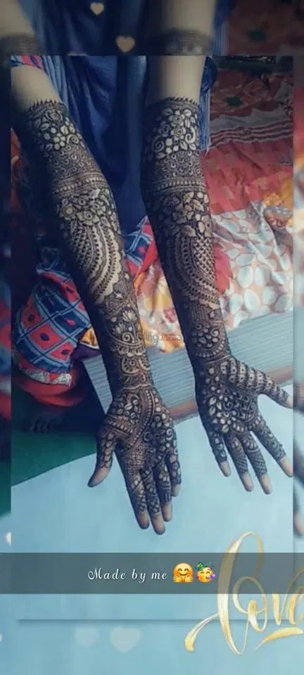 figure full hand mehndi design