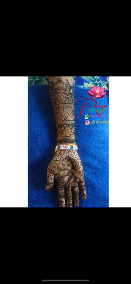 front hand mehndi design