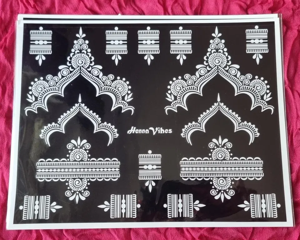 Simple Mehndi Design with Lotus