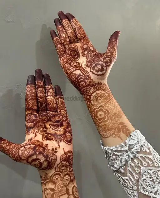 Front Hand Mehndi Design