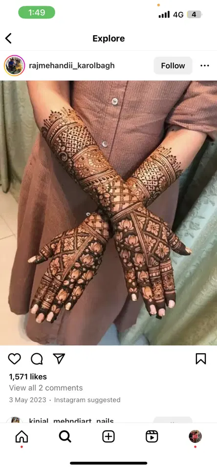 front hand mehndi design