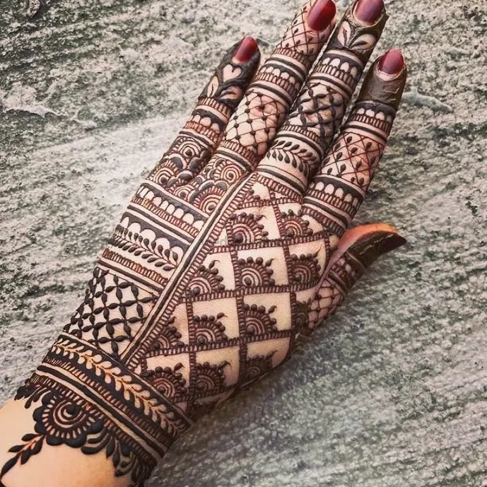 Back Hand Mehndi Design