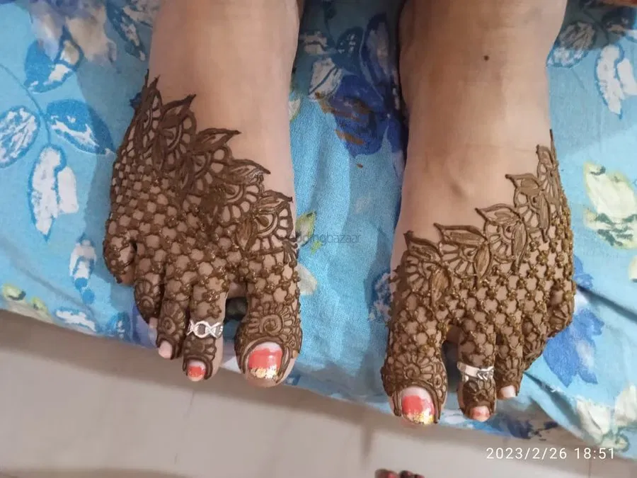 Back Hand Mehndi Design with Hearts