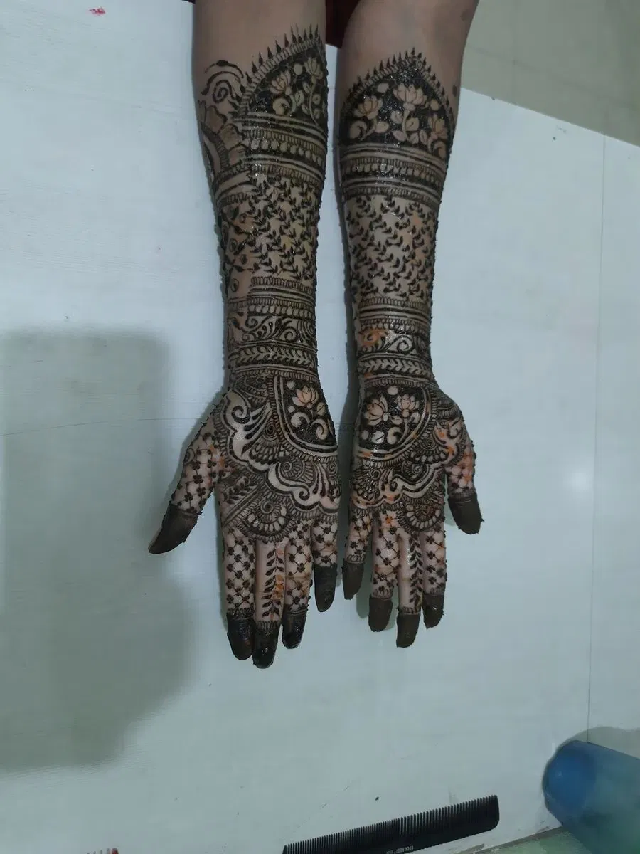 Full Hand Mehndi Design
