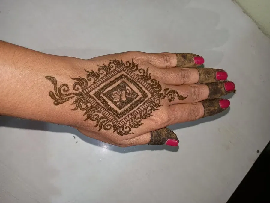 Simple Mehndi Design