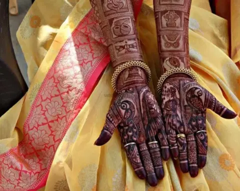 figure mehndi design