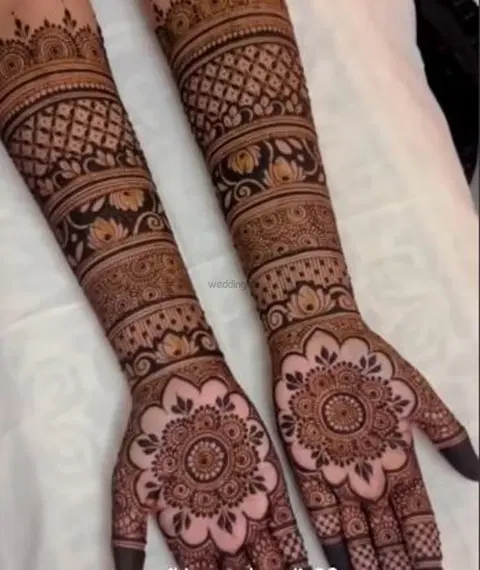 lotus back hand mehndi design
