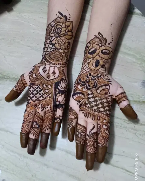 figure mehndi design
