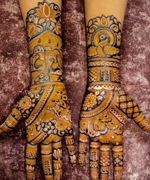 figure mehndi design