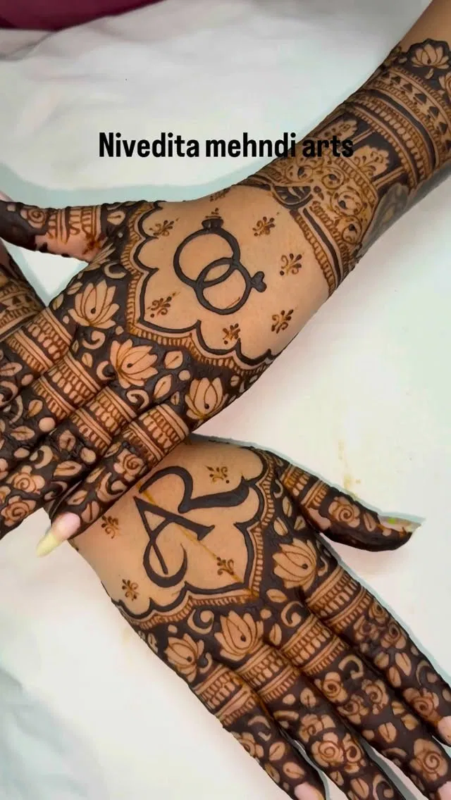 Bridal Mehndi Design with Figures