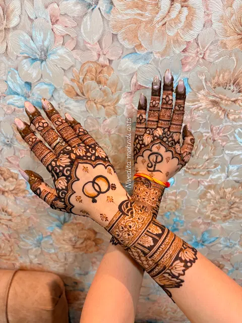 figure mehndi design
