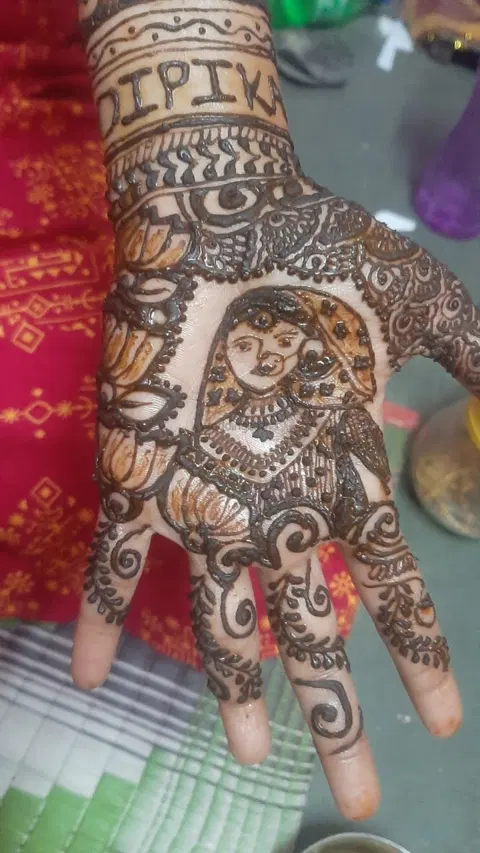 figure mehndi design