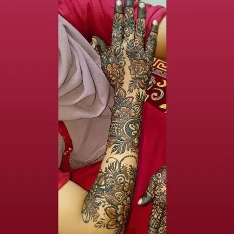full hand mehndi design