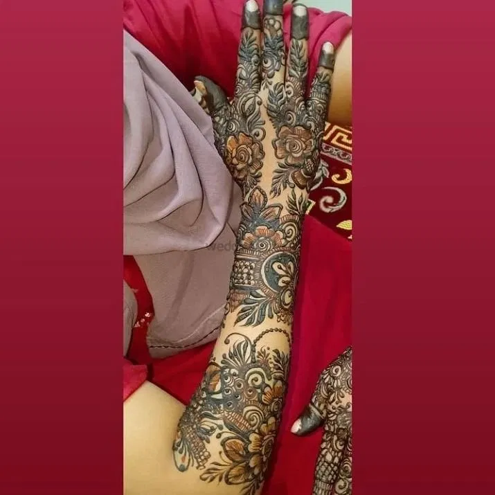 Full Hand Mehndi Design