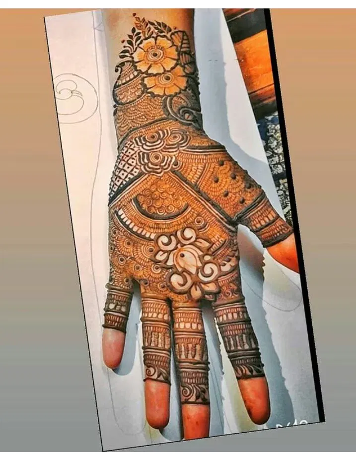 Front Hand Mehndi Design