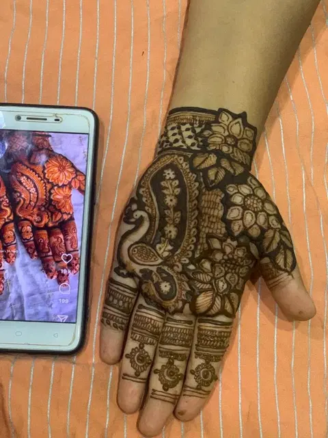 peacock mehndi design