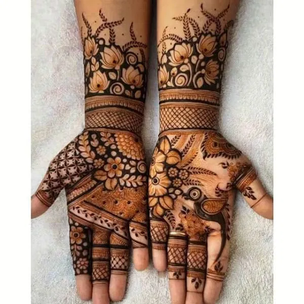 Mehndi Design with Figures