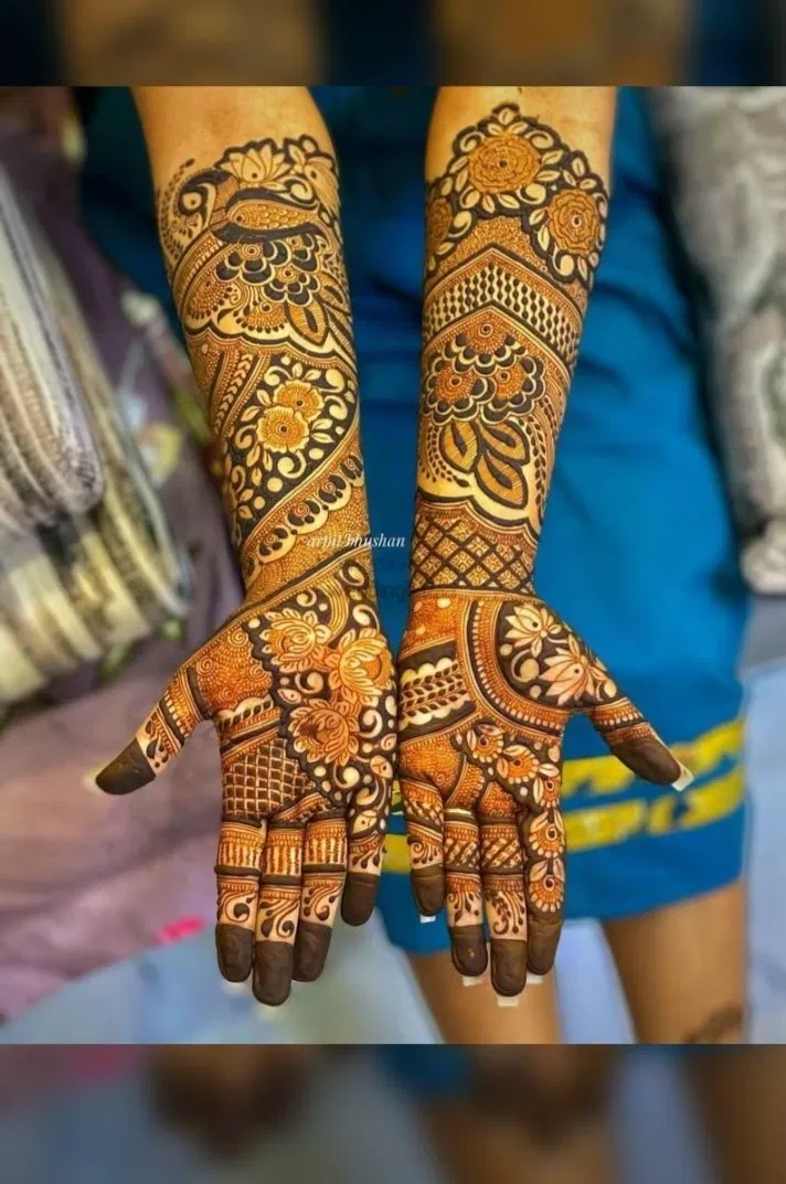 Front Hand Mehndi Design