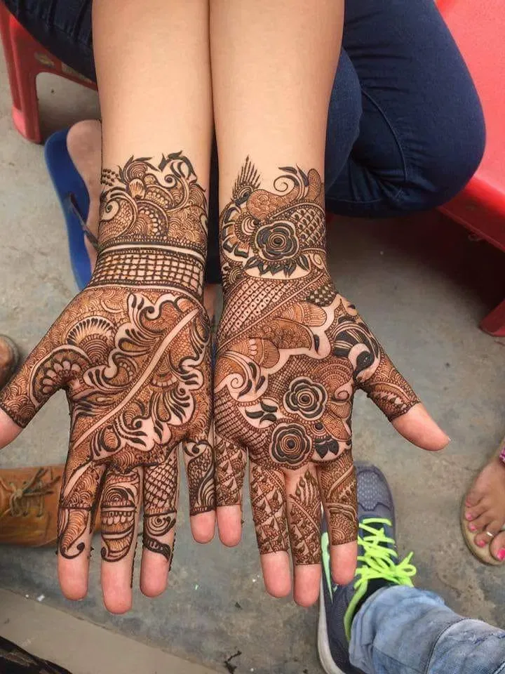 Front Hand Mehndi Design