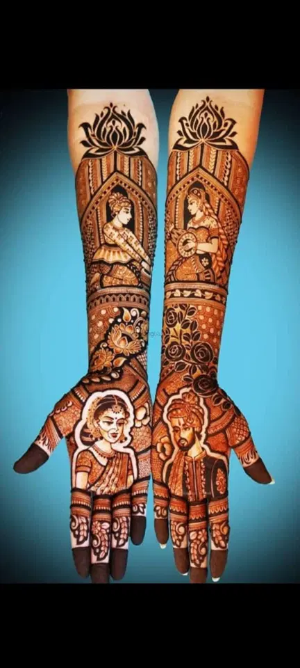 figure front hand mehndi design
