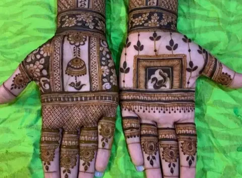 figure mehndi design