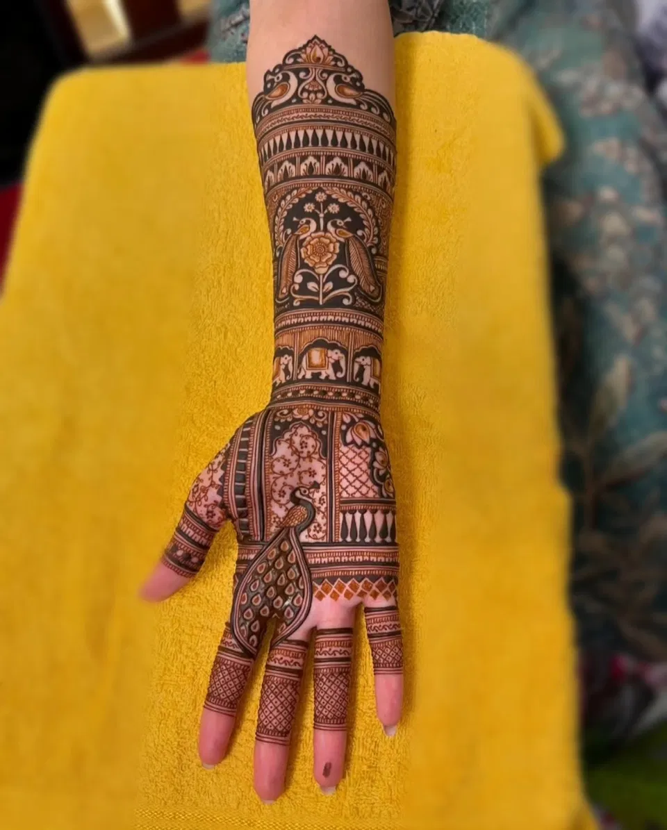 Bridal Front Hand Mehndi Design