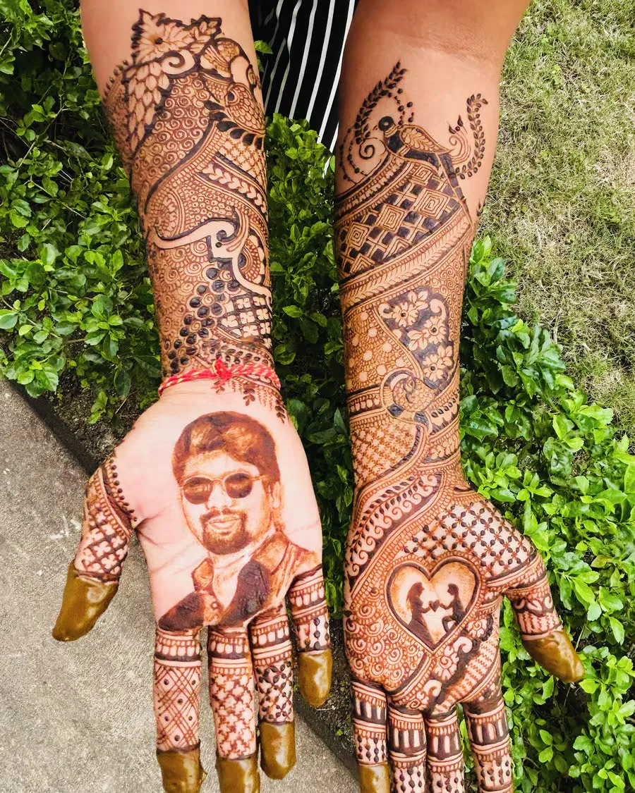 Mehndi Design with Figures