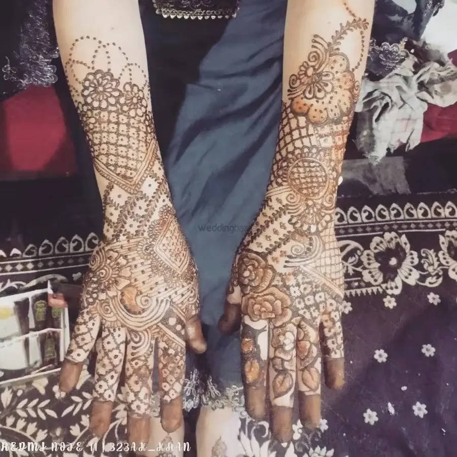 Full Hand Mehndi Design with Figures