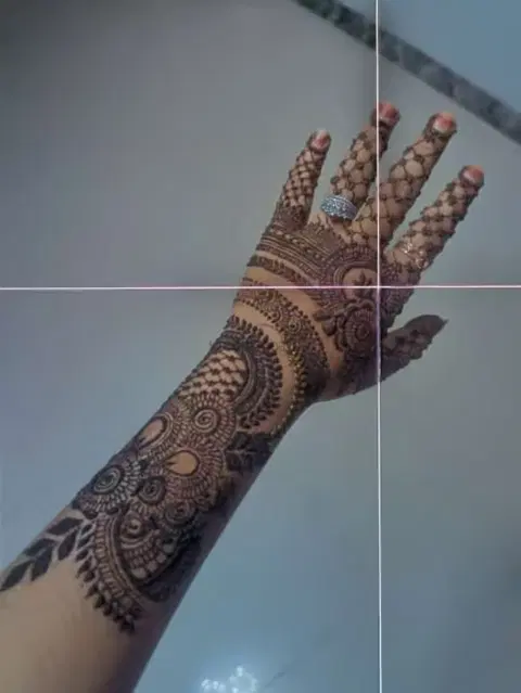 front hand mehndi design
