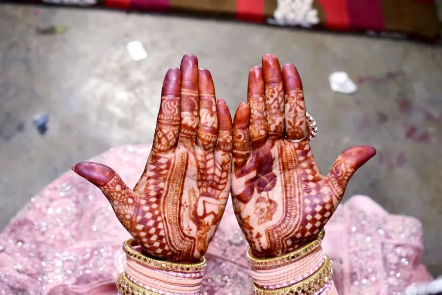 Front Hand Mehndi Design